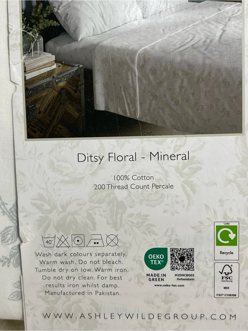 cabbages and roses London Gray Ditsy Floral Percale queen Sheet Set New